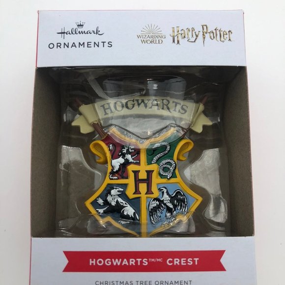 Harry Potter Hogwarts Crest Ornament 2021 - Picture 1 of 4